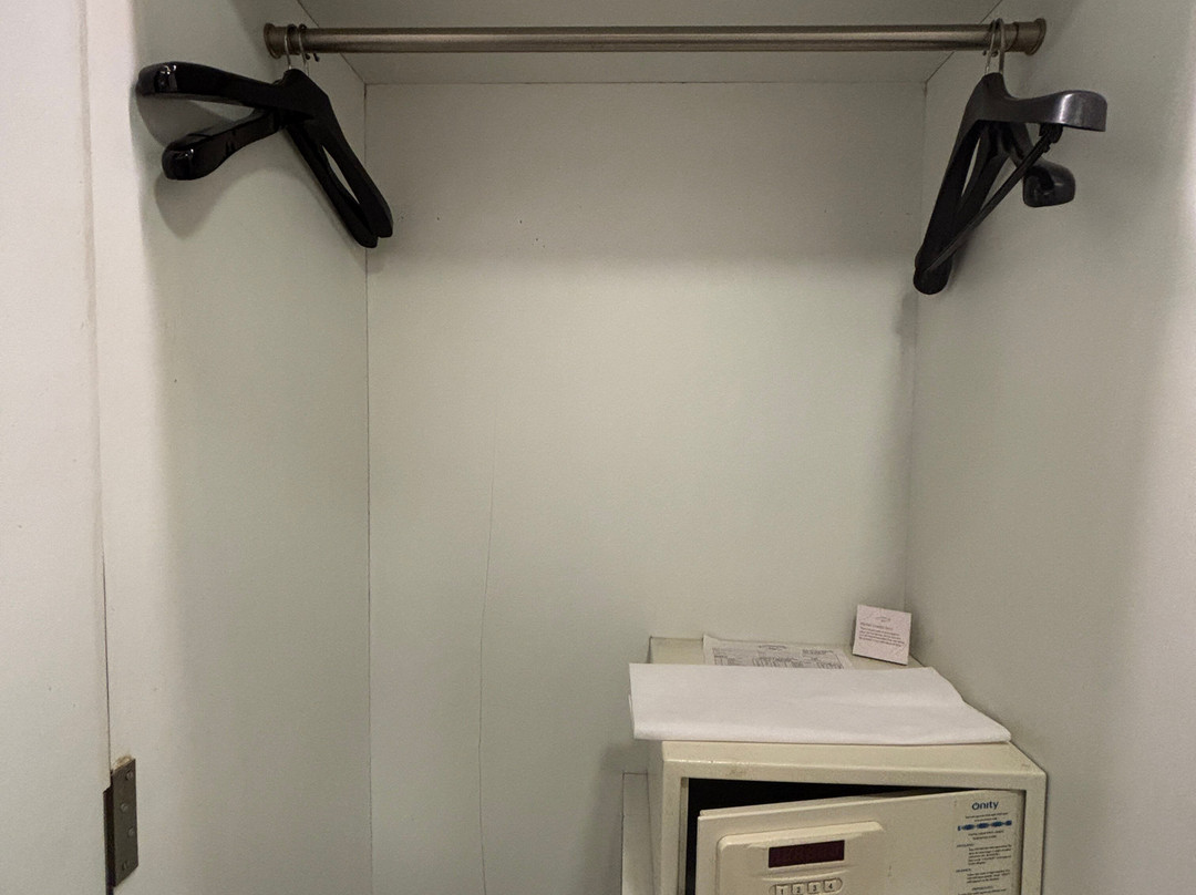 Goldfinch Hotel Mumbai主图