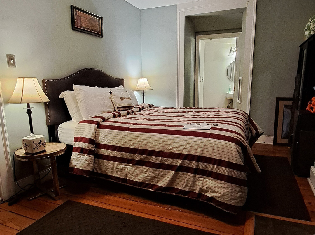 The Town's Inn主图