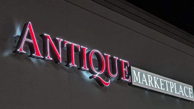 Antique Marketplace景点图片