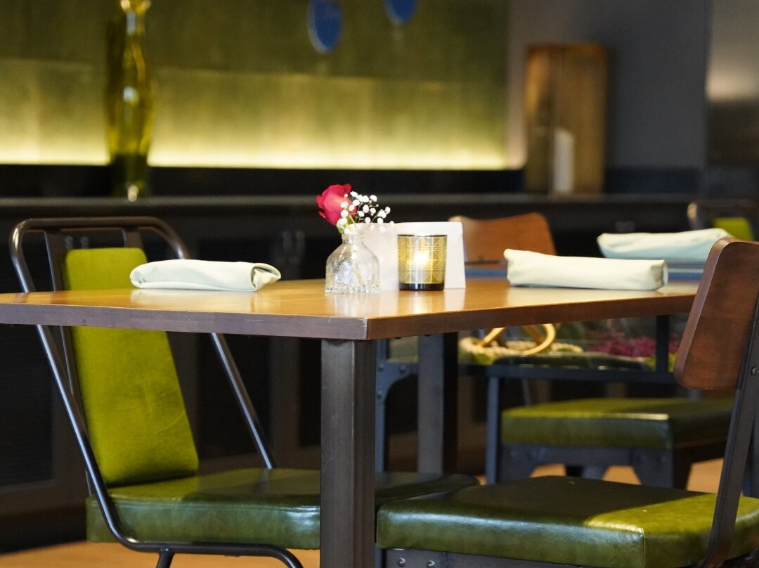 The Confluence Hotel主图