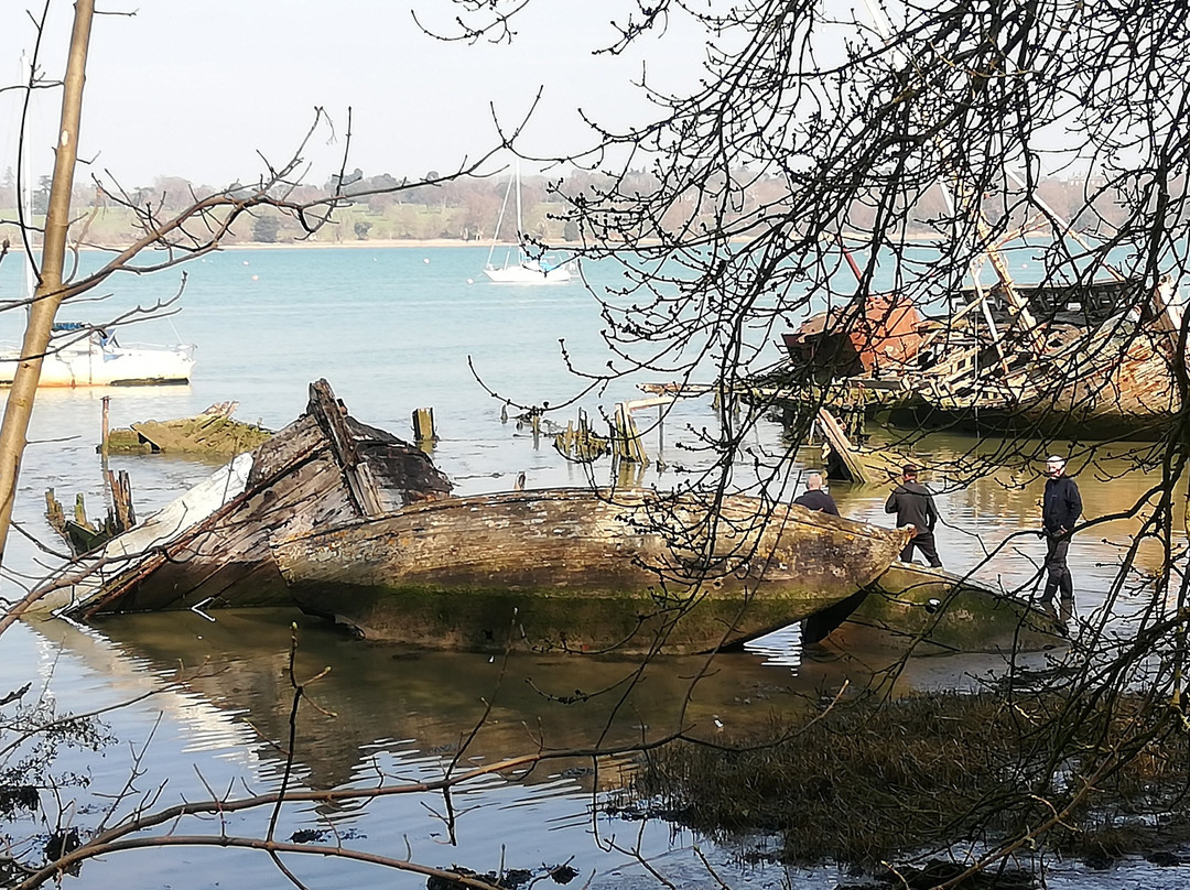 Pin Mill Wrecks景点图片
