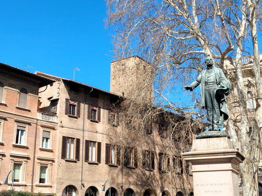 Piazza Minghetti-博洛尼亚必去景点