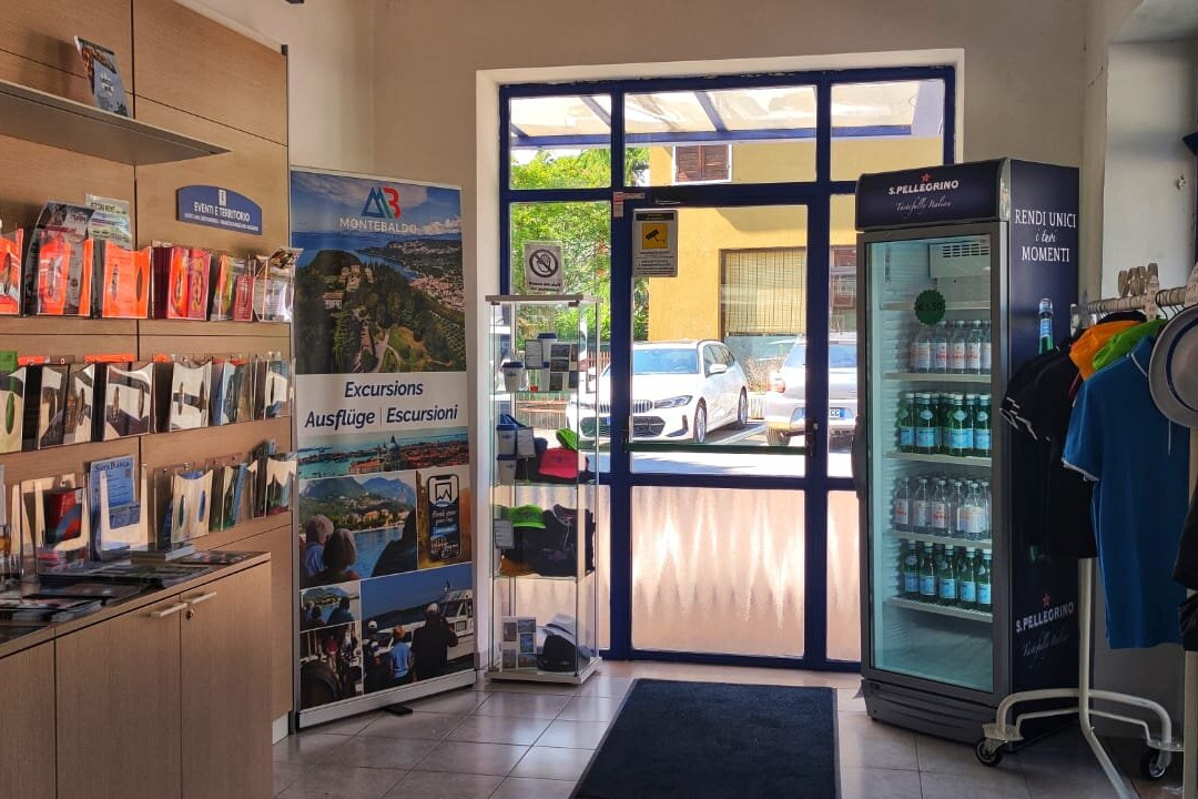 Bardolino Tourist Office景点图片