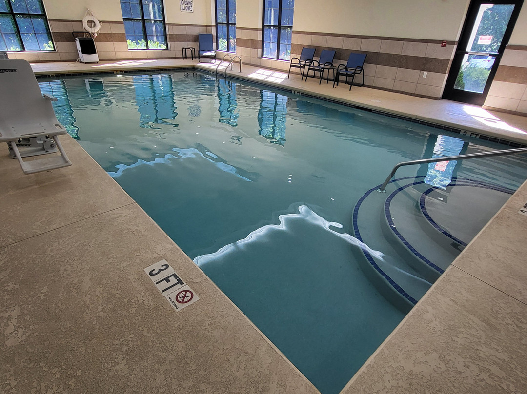 Comfort Suites主图