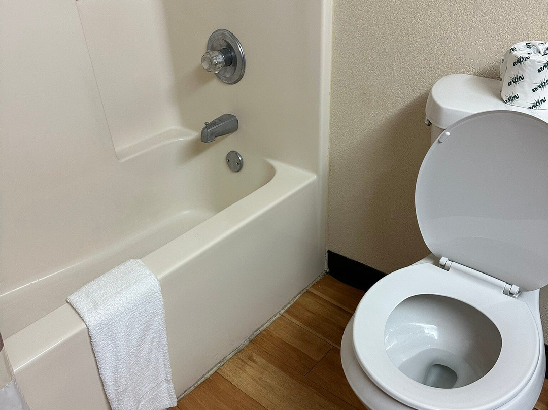 杜马斯品质酒店主图