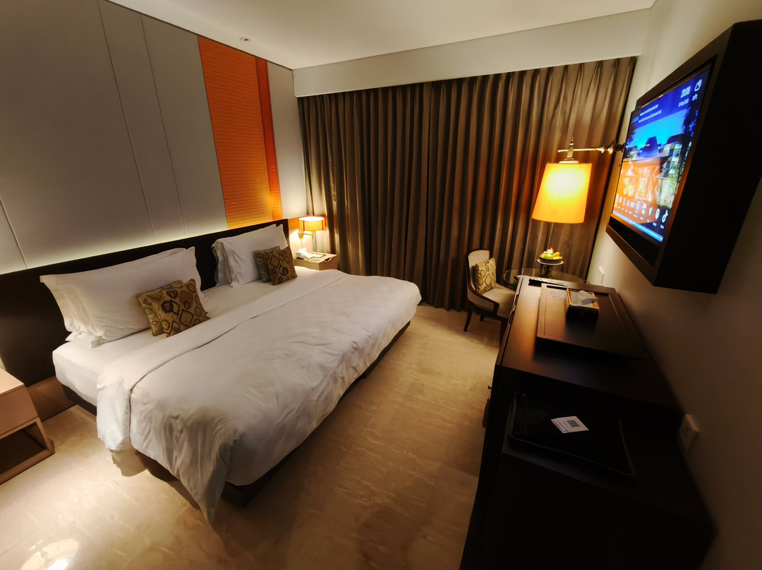 巴厘安瓦亚海滩度假酒店主图