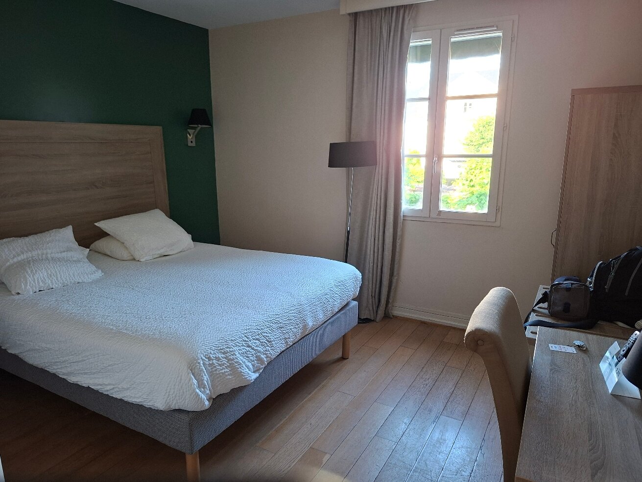 Logis Hostellerie des Clos-官方