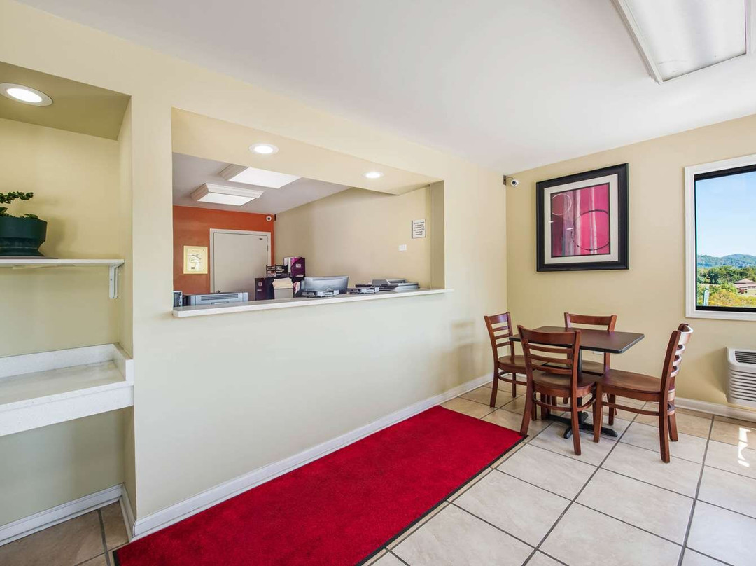 韦恩斯维尔酒店住宿-Econo Lodge