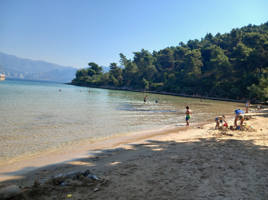 Lovrecina Bay-Postira必去景点