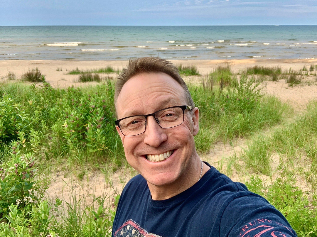 Northernmost Point of Lake Michigan-Naubinway必去景点