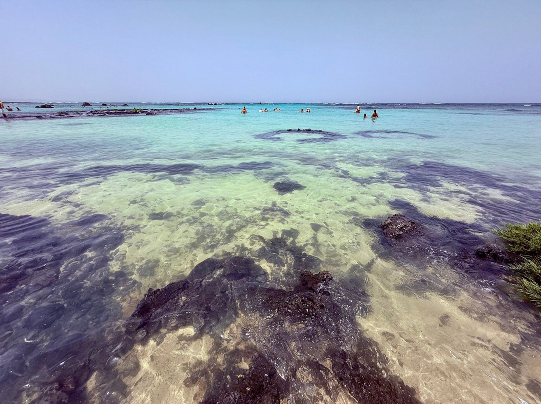 Playa del Caleton Blanco-Orzola必去景点