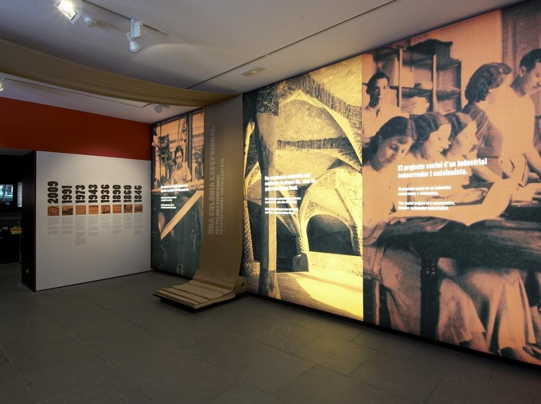 Oficina Información Turística Colonia Güell