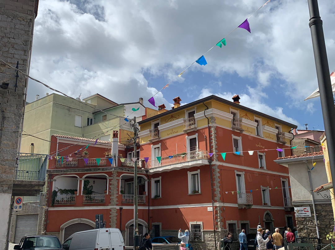 Centro Storico-Orgosolo必去景点