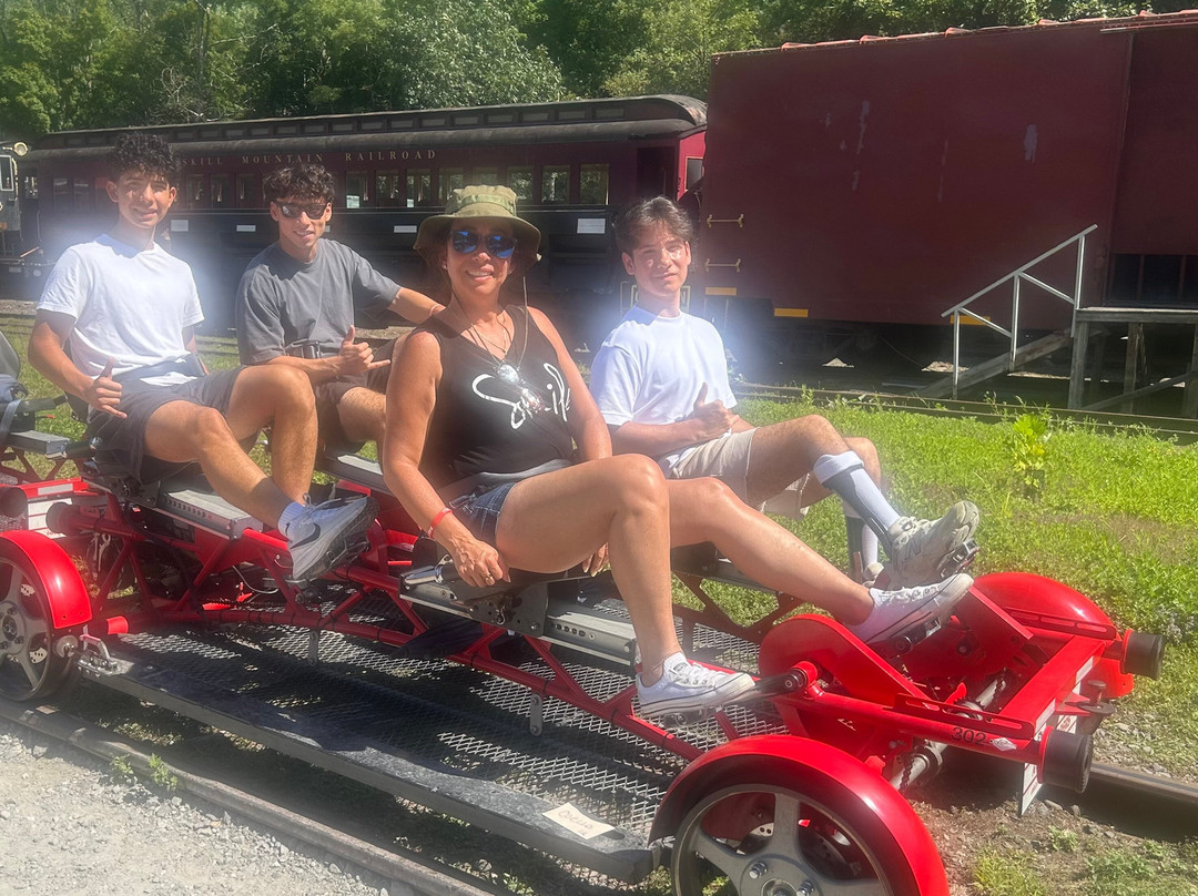 Rail Explorers-Phoenicia必去景点