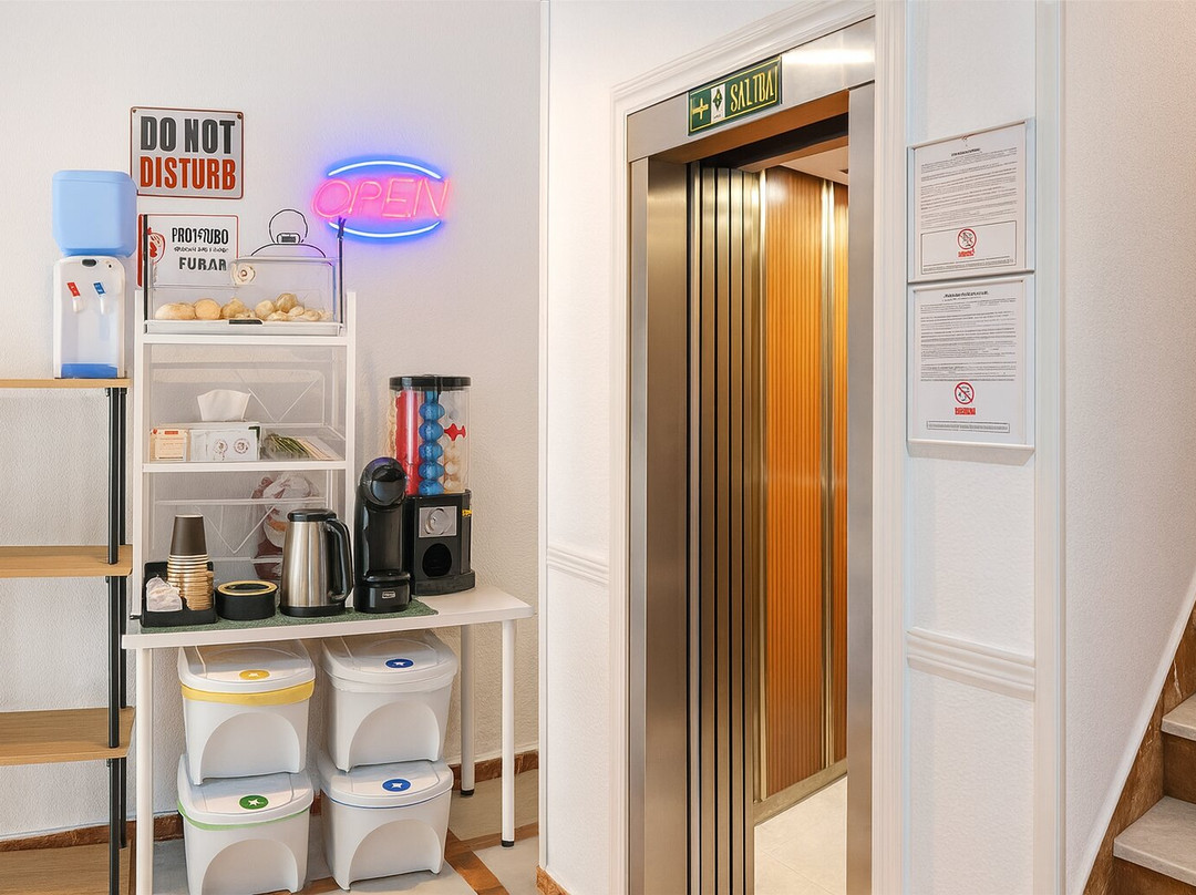 Hotel Al-ándalus Peal主图