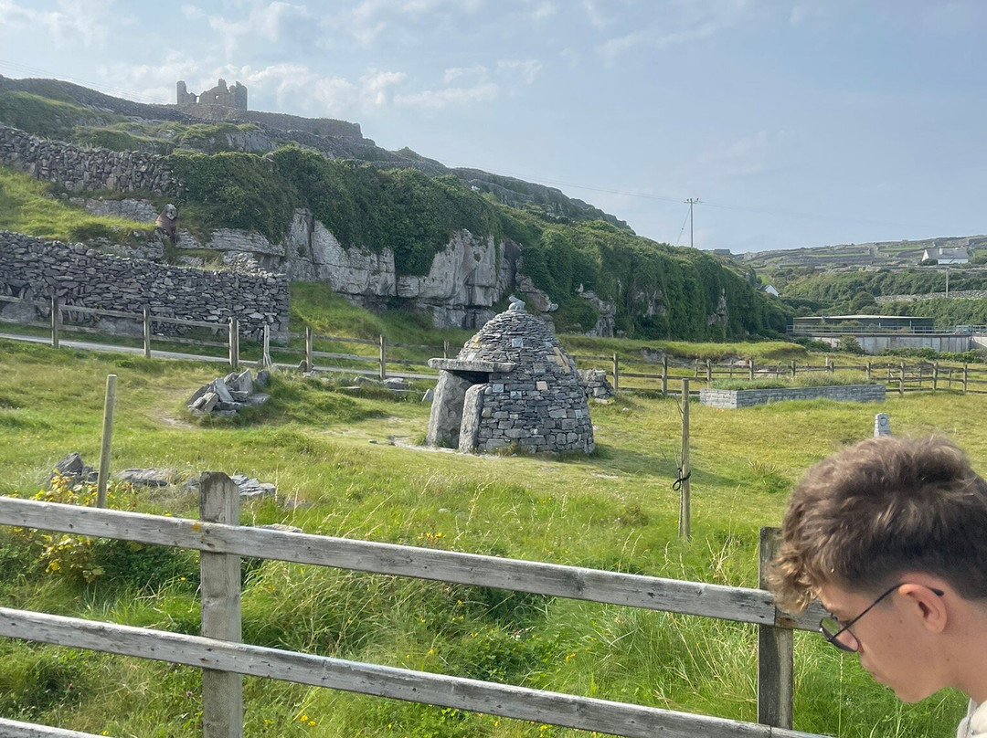 O'Brien's Castle-Inisheer必去景点