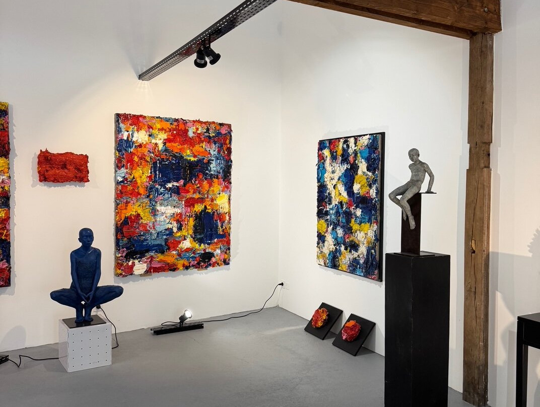 Bleu Cobalt Gallery-昂布瓦斯必去景点