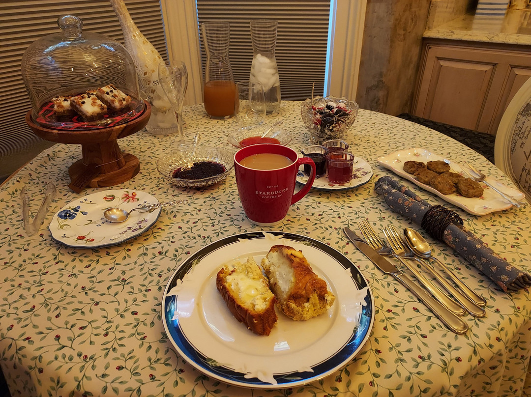Joslyn House Bed & Breakfast