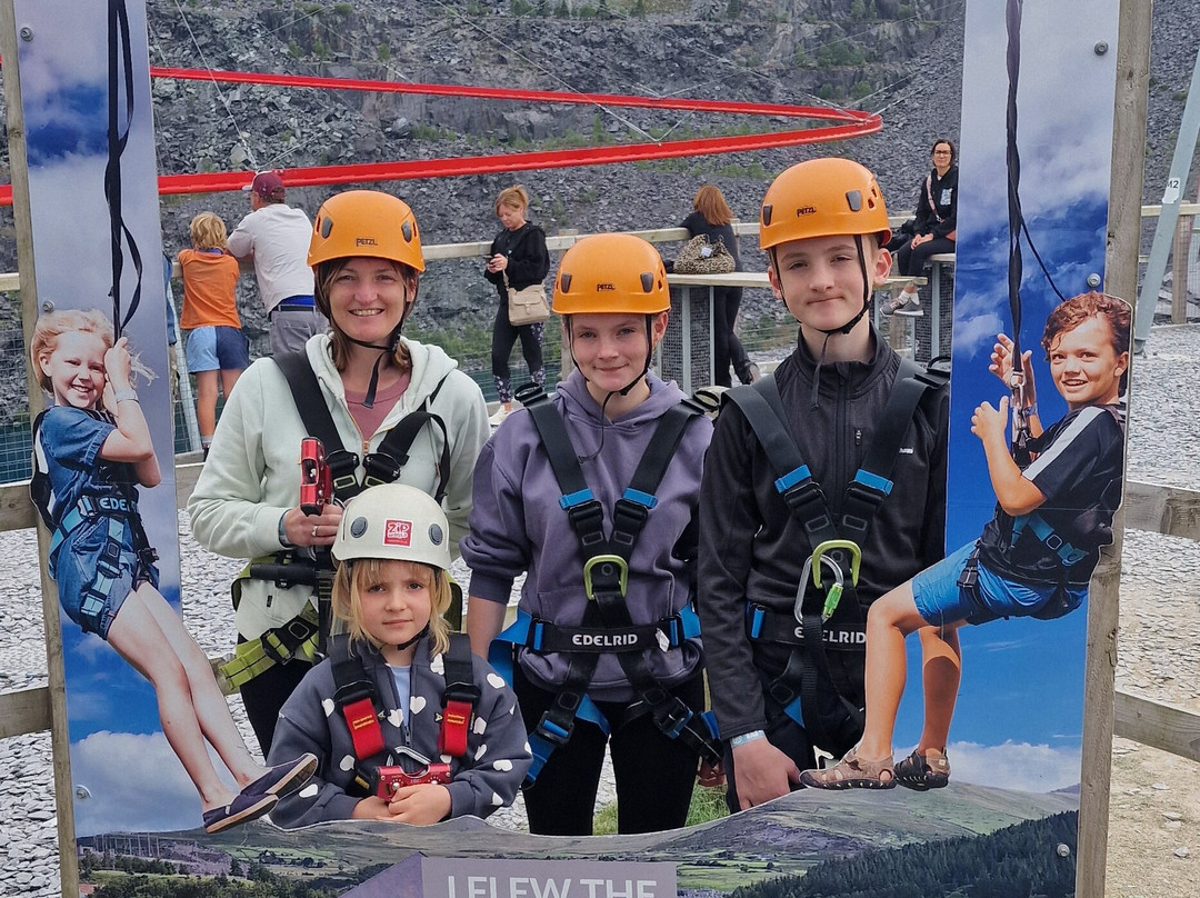Zip World Penrhyn Quarry-Bethesda必去景点