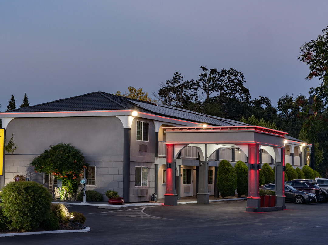 Ukiah酒店住宿-The Orchard Hotel