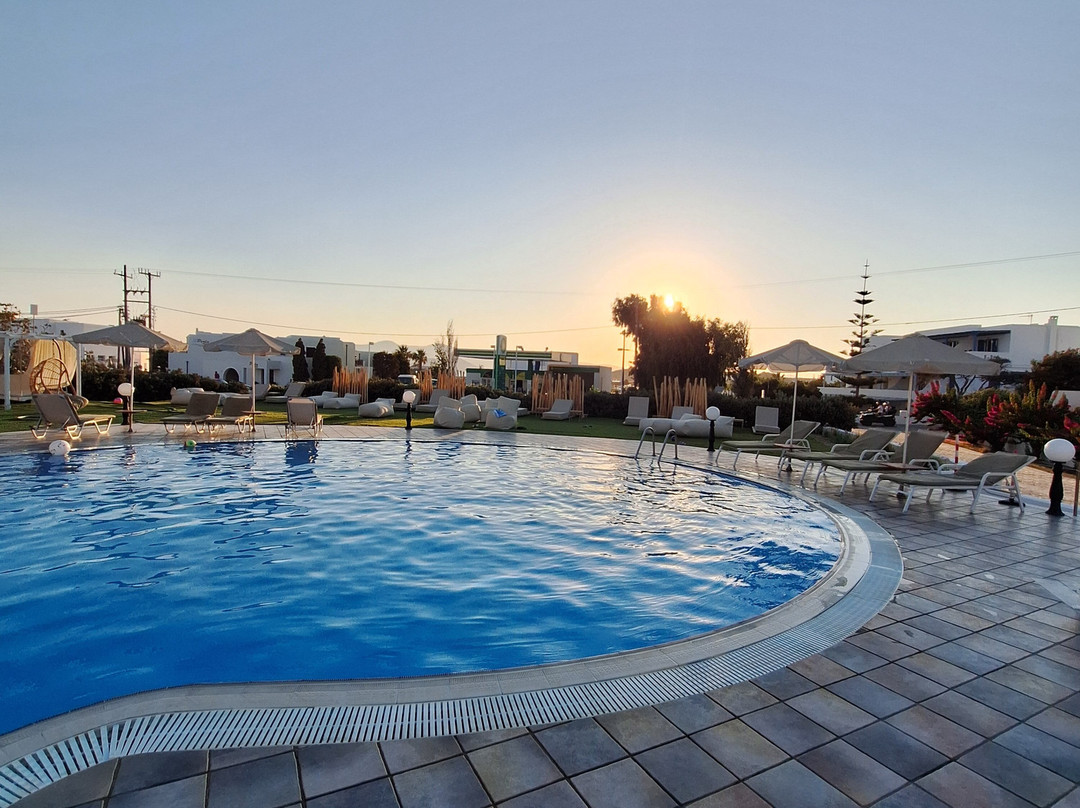 Birikos Hotel Studios & Apartment主图