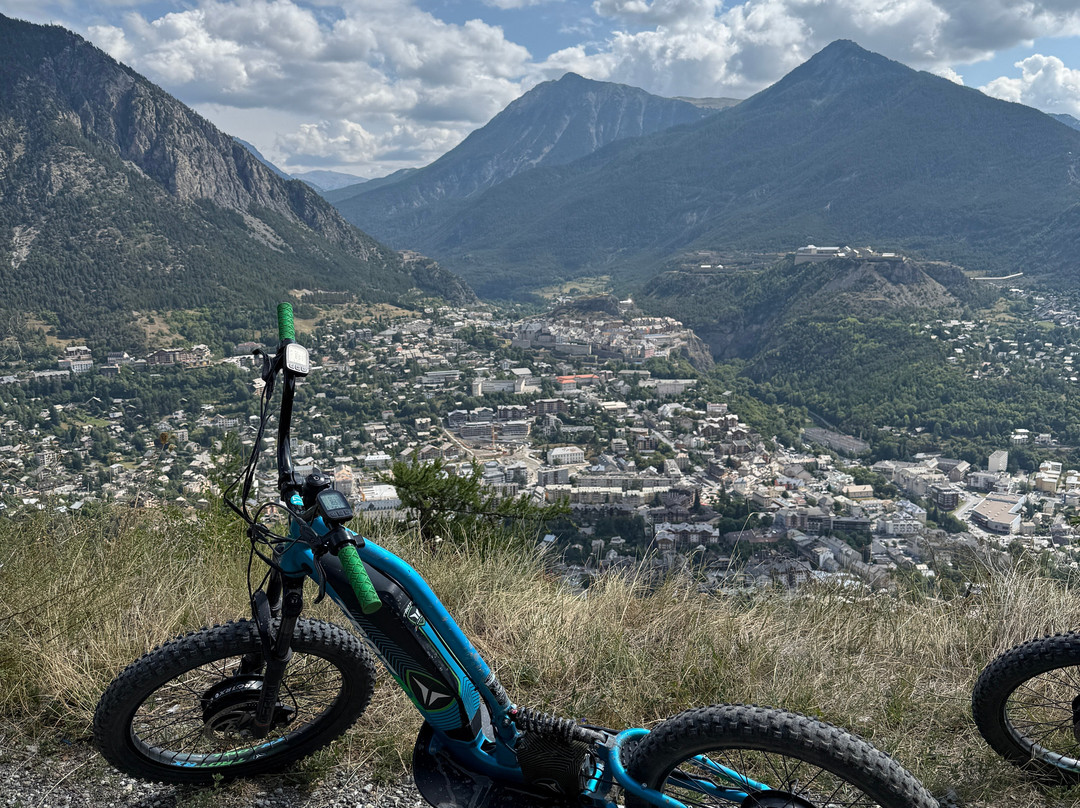 塞尔舍瓦利耶-La Salle les Alpes必去景点