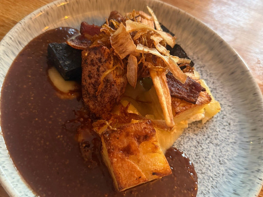 The Unicorn Inn主图