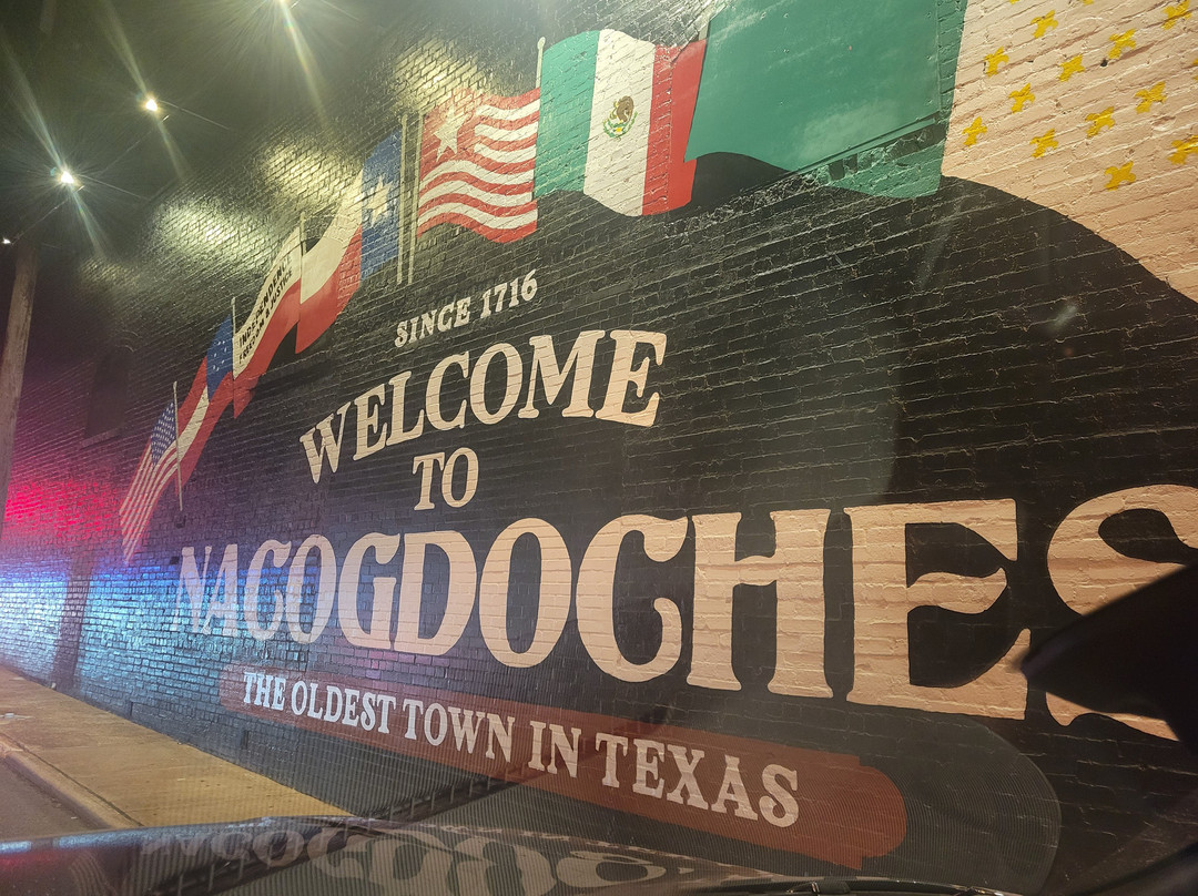 The Fredonia Hotel and Convention Center主图