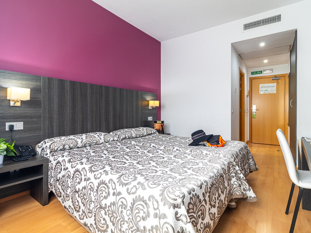 北方大道酒店主图