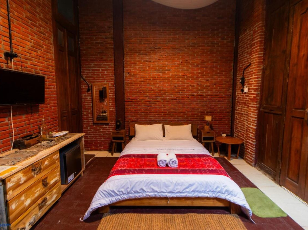 Djawata Resort & Gallery Near Desa Wisata Kasongan Yogyakarta RedPartner