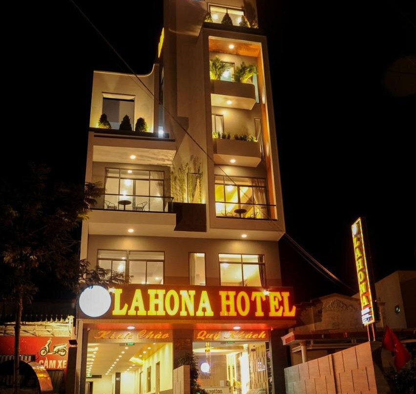 Lahona Hotel