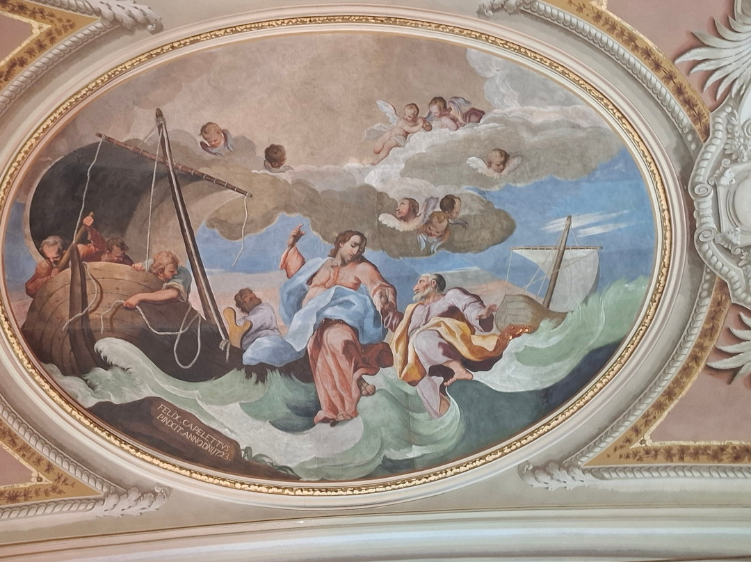 Chiesa dei Santi Pietro e Paolo-托里德尔贝纳科必去景点