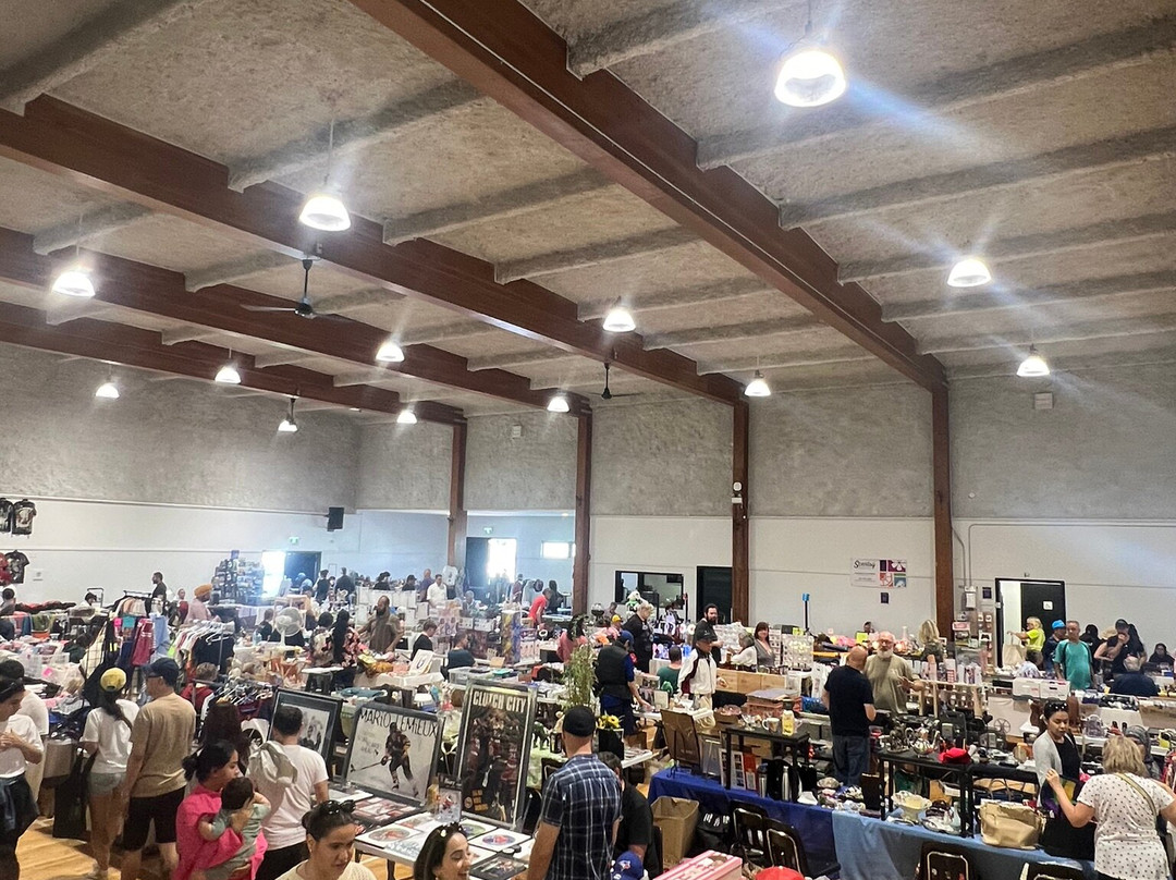 Cloverdale Flea Market-Cloverdale必去景点