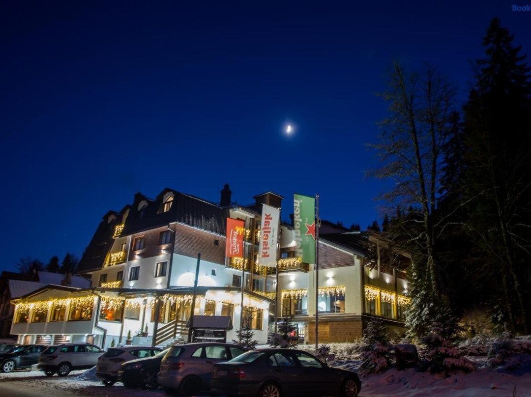 Pale酒店住宿-Hotel Board