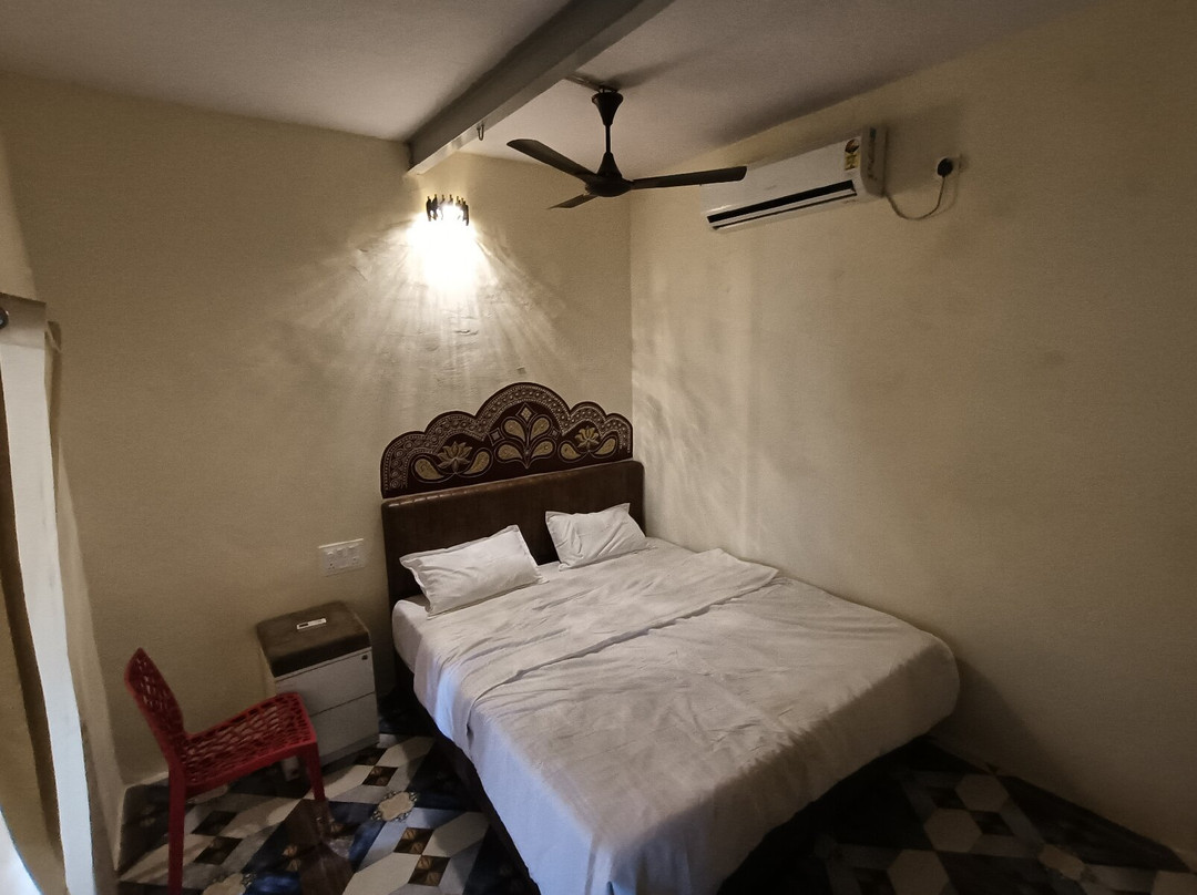 Madhav Homestay