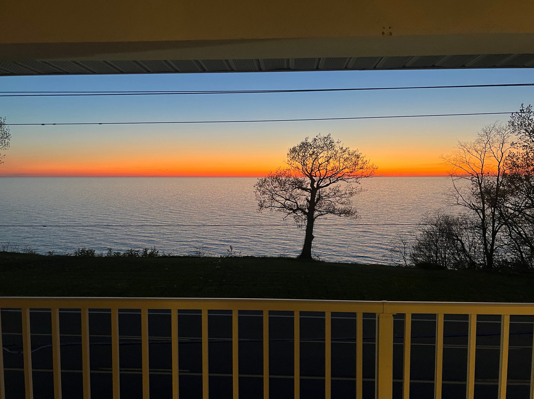 Holiday Inn Express & Suites St. Joseph Lakefront By IHG主图