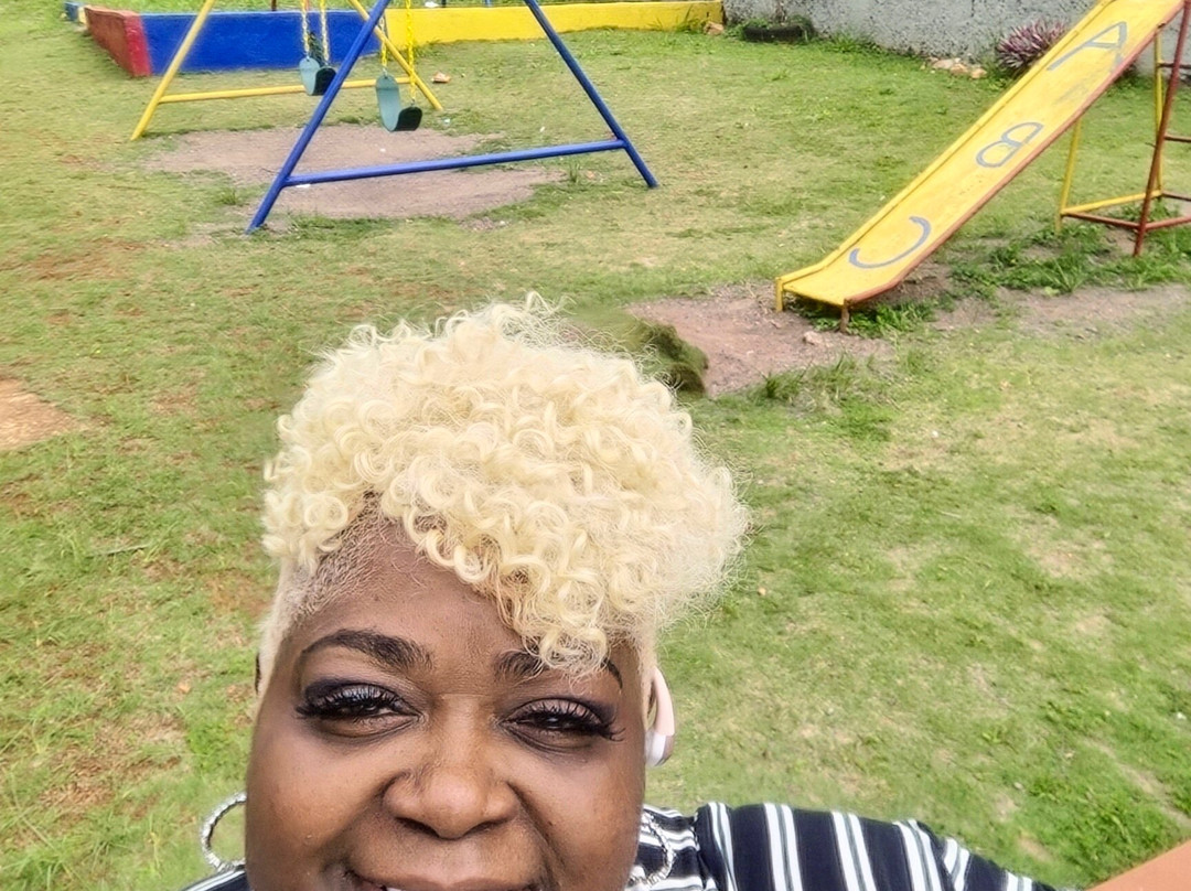 Yardie Tours-奥乔里奥斯必去景点