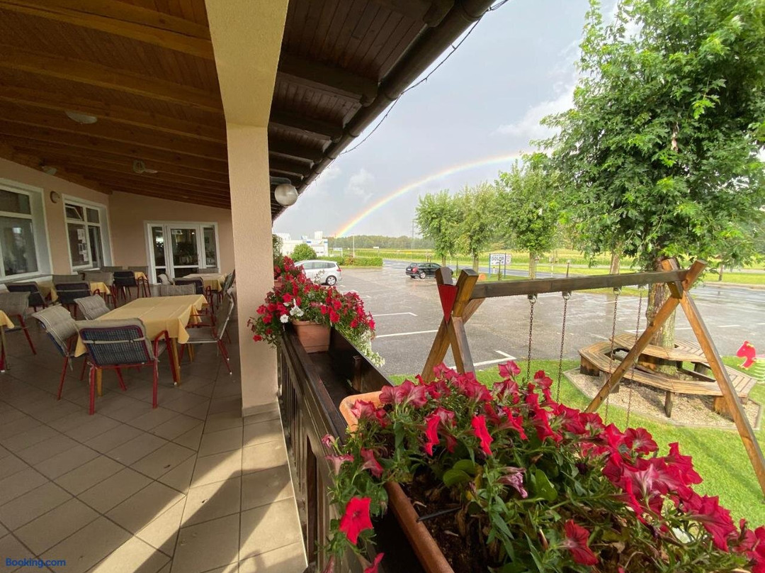 Hotel Gostisce Golob主图