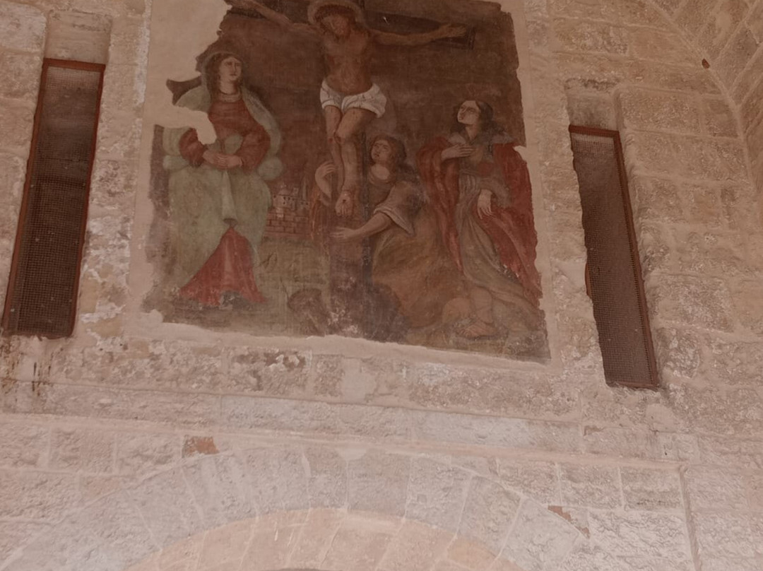 Arco Marchesale o Porta Grande-波利尼亚诺阿马雷必去景点