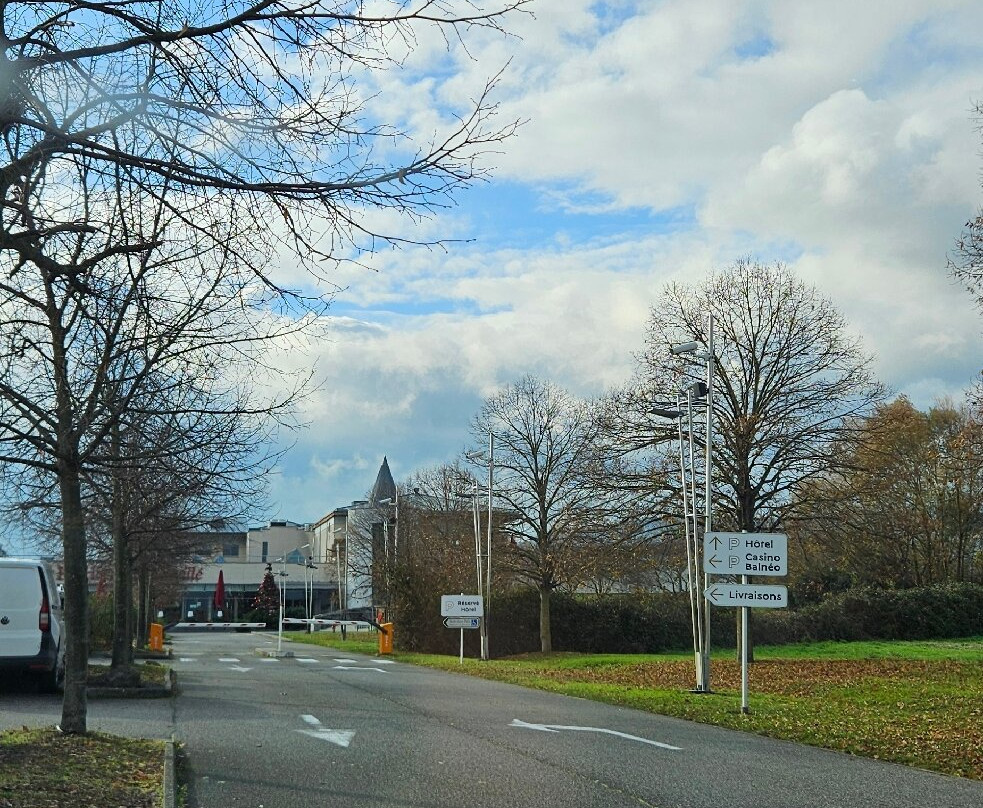 Centre Balnéo-里博维尔必去景点