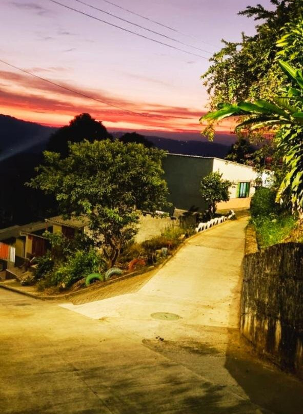 Kira Apartahotel