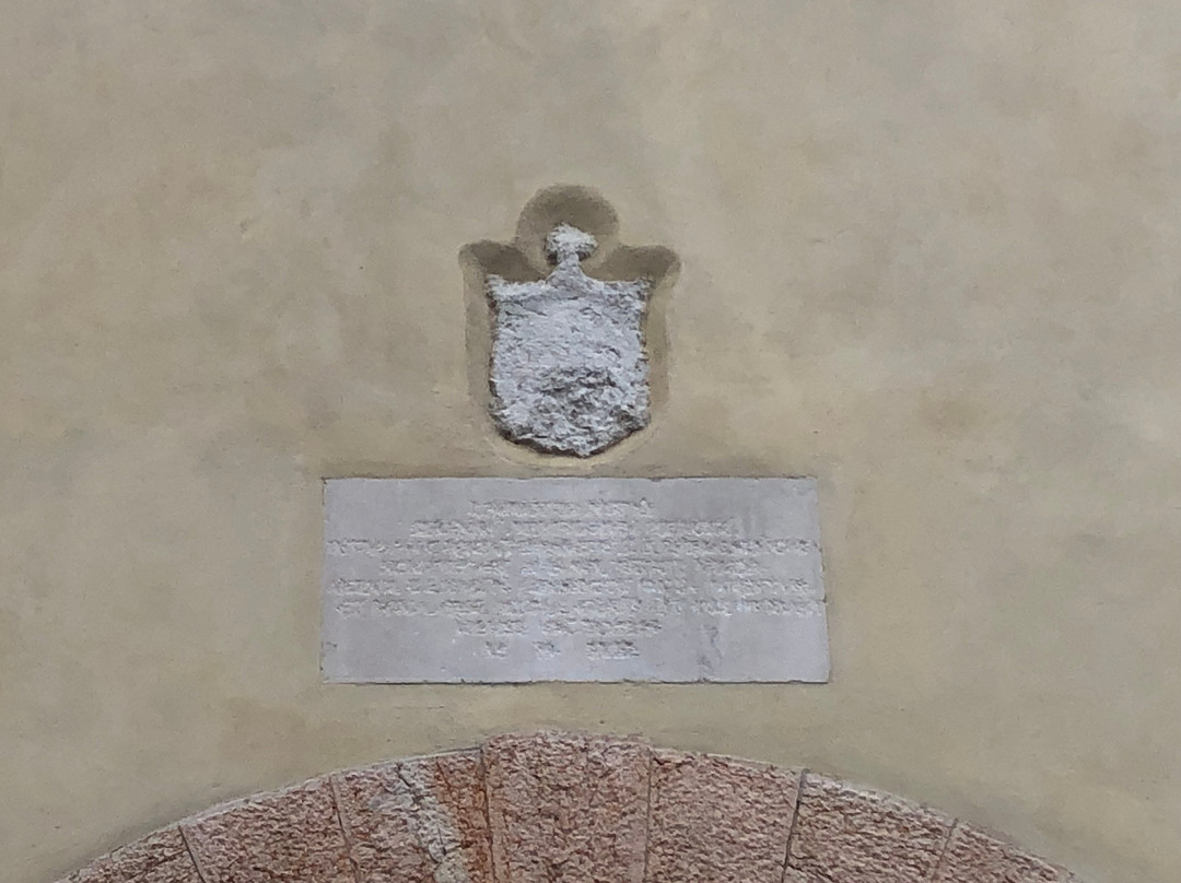 Porta Brescia-佩斯基耶拉德尔加尔达必去景点