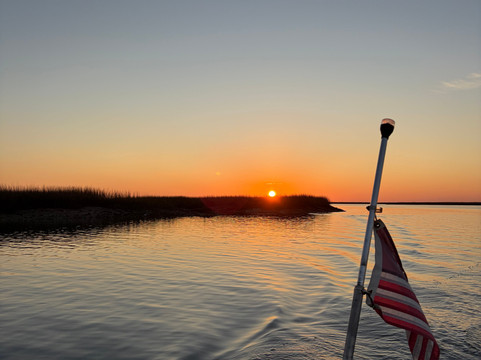 Crab Creek Charters - Private Boat Tours-泰碧岛必去景点