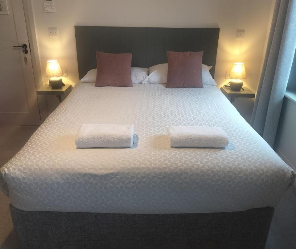 Kilcormac酒店住宿-Cedar Lodge