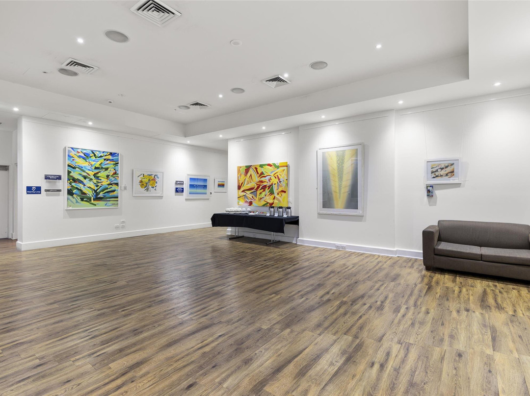 赫维湾酒店住宿-赫维湾盛橡水疗度假酒店