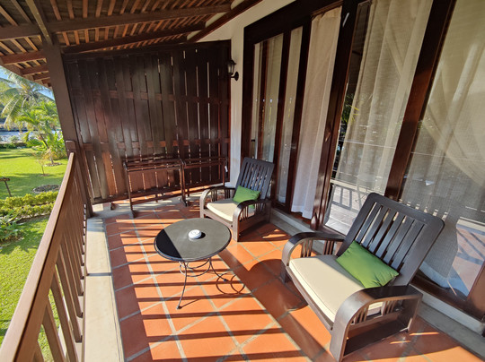 滨江精品度假村主图