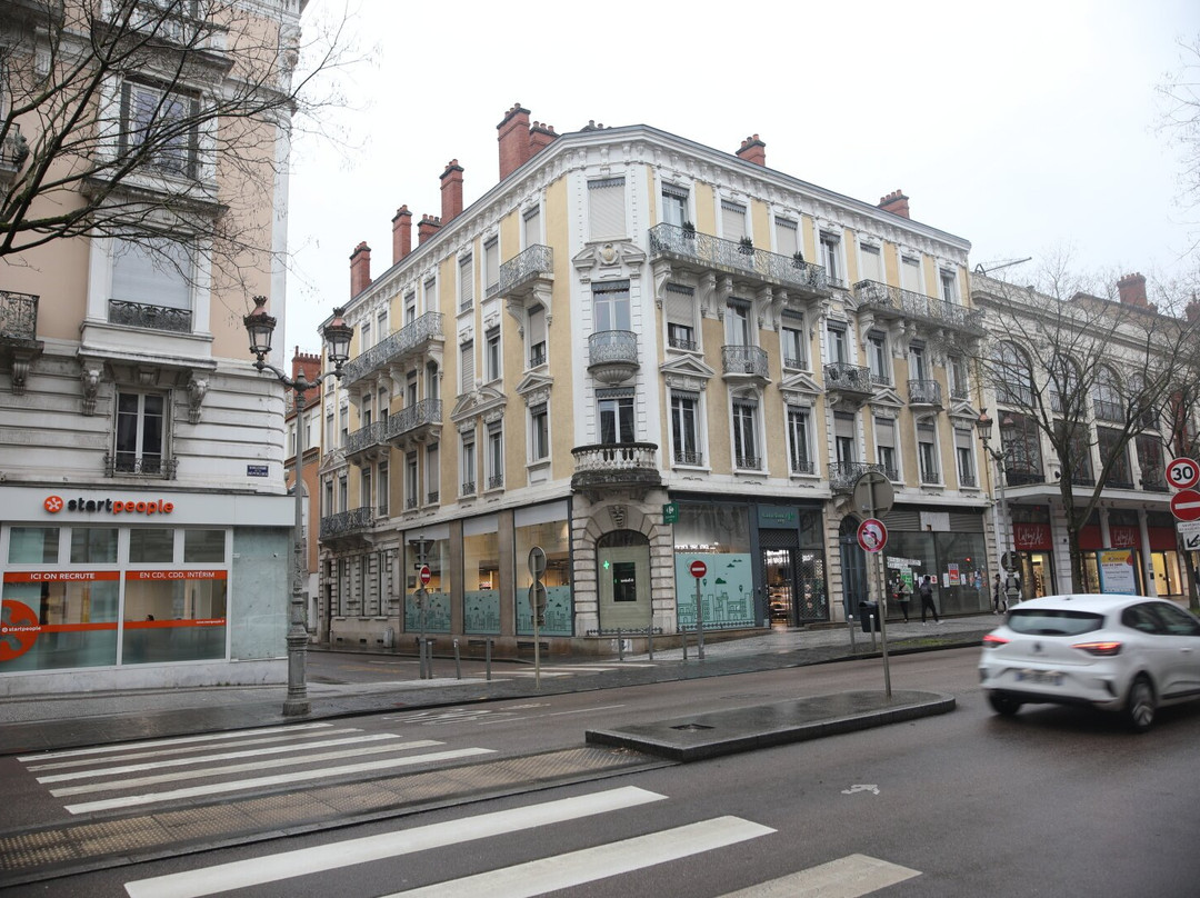 Boulevard de la République-索恩河畔沙隆必去景点