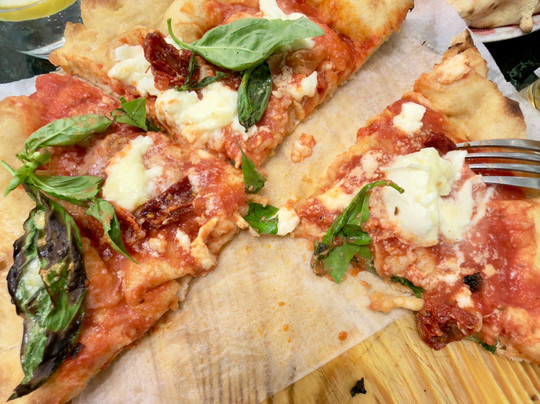 PEPPE PIZZERIA Etienne Marcel