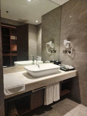 拉斯皮纳斯怡东酒店主图