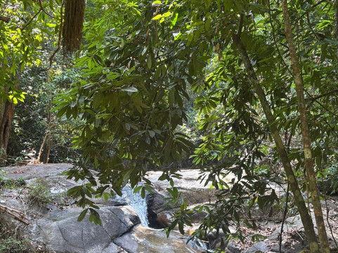 Ton Chong Fa Waterfall-拉克山必去景点